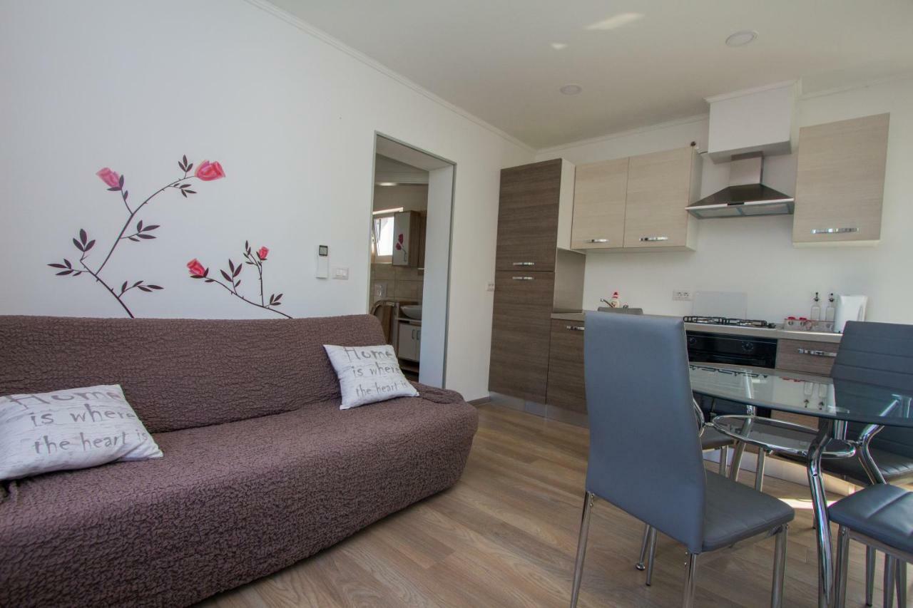 Apartment Krista Tinjan المظهر الخارجي الصورة