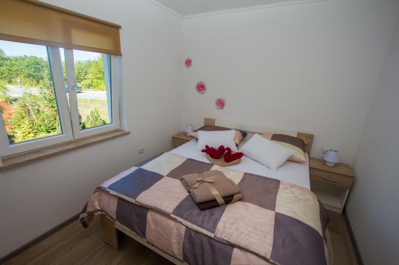 Apartment Krista Tinjan المظهر الخارجي الصورة