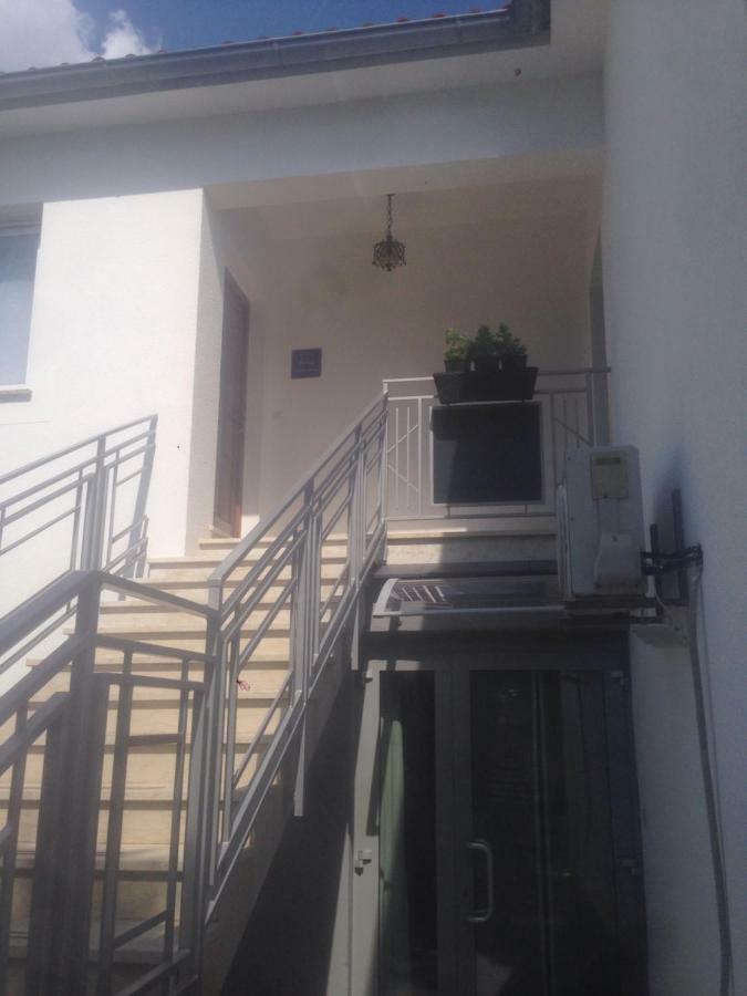 Apartment Krista Tinjan المظهر الخارجي الصورة